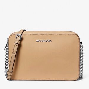 Michael Kors Zip Crossbody Leather Camel. Worn once.